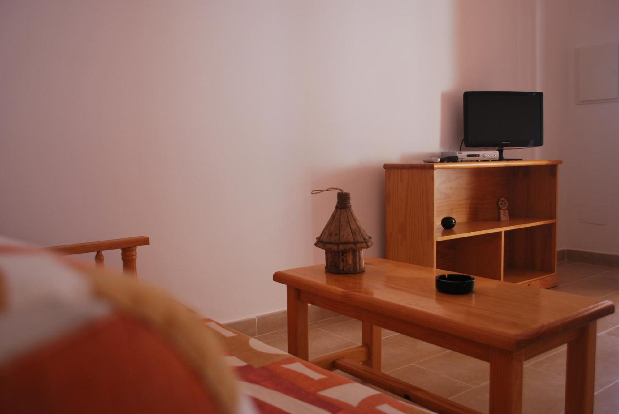 Apartamentos Les Palmeres Кастел Пладжа де Аро Стая снимка