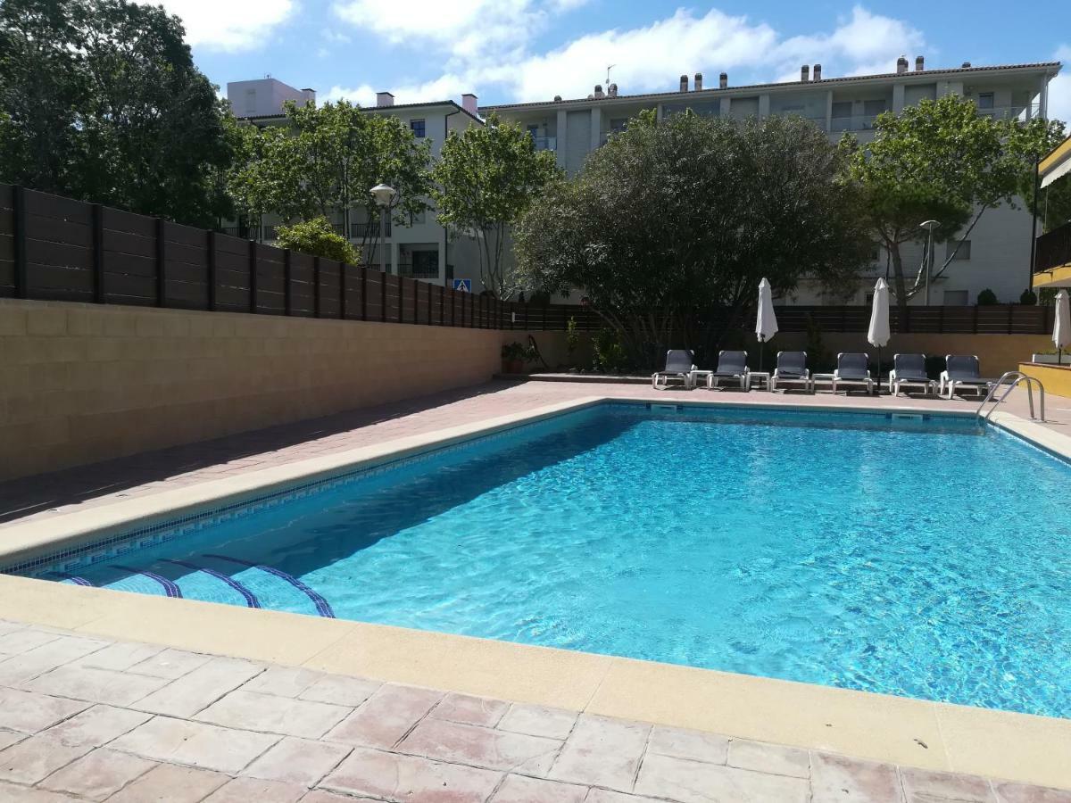 Apartamentos Les Palmeres Кастел Пладжа де Аро Екстериор снимка